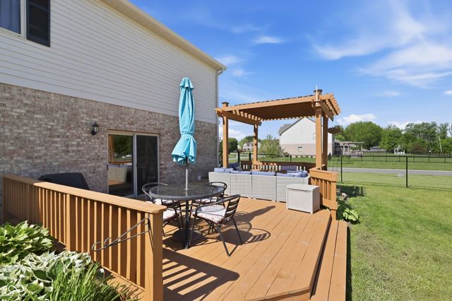 6116 W Morgan Court, New Palestine, IN 46163