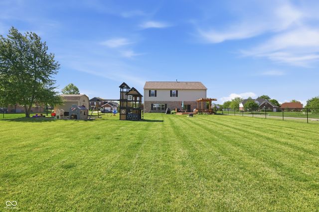 6116 W Morgan Court, New Palestine, IN 46163