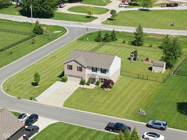 6116 W Morgan Court, New Palestine, IN 46163