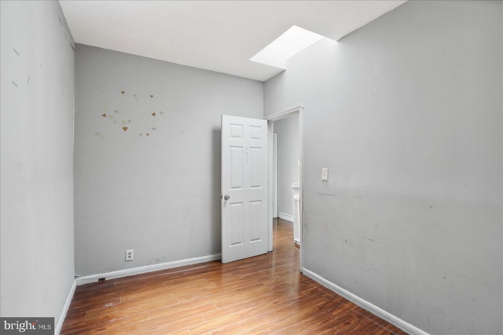 Image 19 of property listing at 3823 BELAIR RD, Baltimore, MD 21213