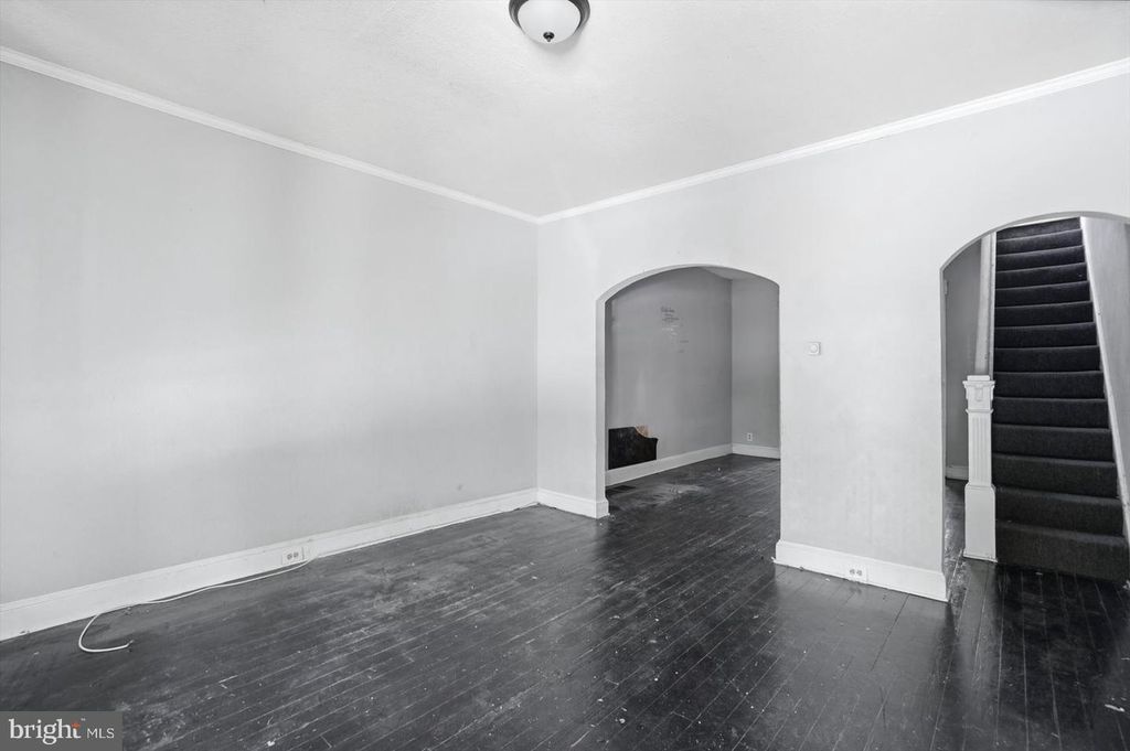 Image 3 of property listing at 3823 BELAIR RD, Baltimore, MD 21213