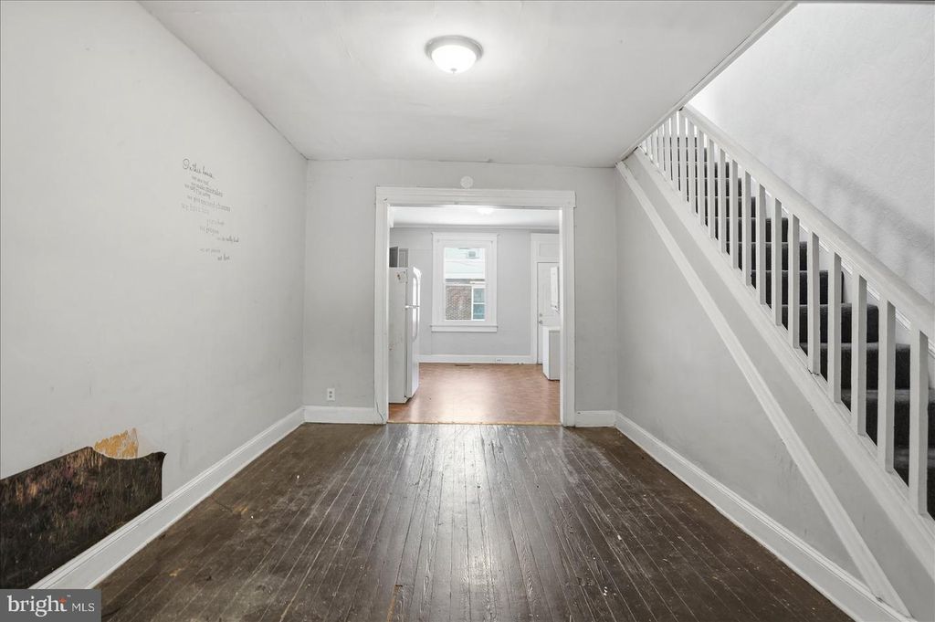Image 6 of property listing at 3823 BELAIR RD, Baltimore, MD 21213