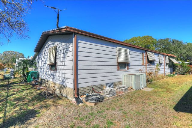 1352 Barefoot Circle, Barefoot Bay, FL 32976