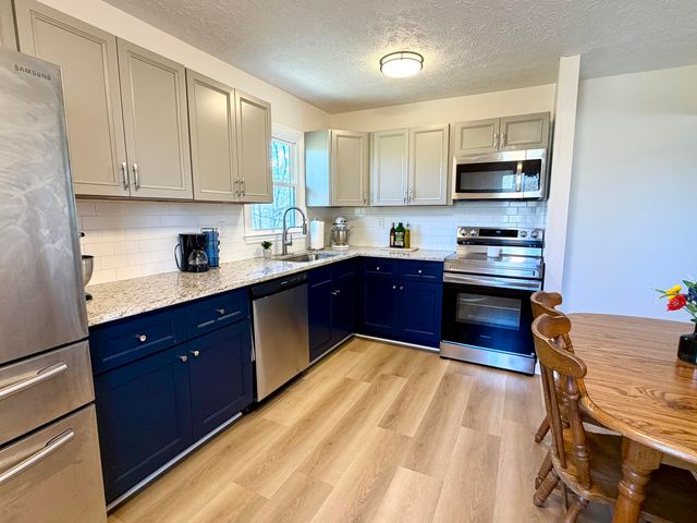 3760 Niagara Drive, Lexington, KY 40517