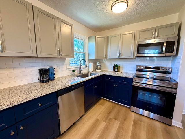 3760 Niagara Drive, Lexington, KY 40517