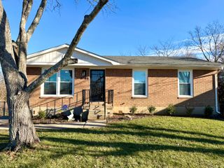3760 Niagara Drive, Lexington, KY 40517
