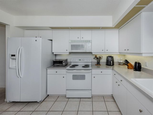 5800 SABAL TRACE DRIVE 904, North Port, FL 34287