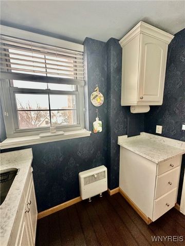 731 West Ferry 6J, Buffalo, NY 14222