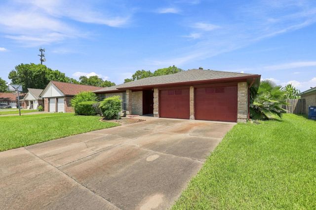 6511 Marisol Drive, Houston, TX 77083