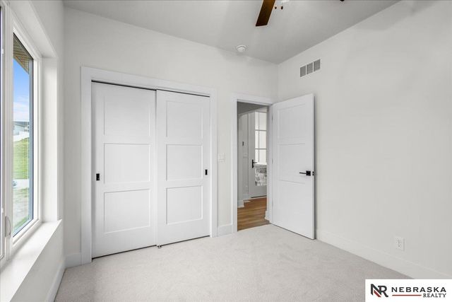 11104 S 218th Street, Gretna, NE 68028