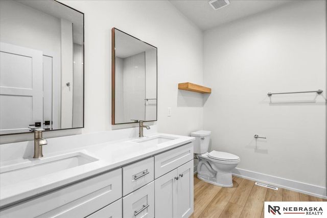 11104 S 218th Street, Gretna, NE 68028