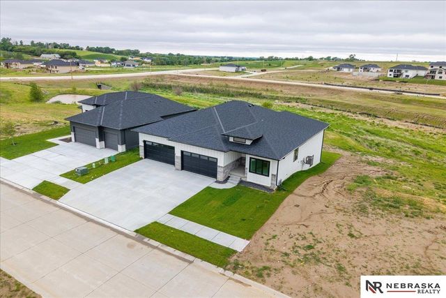 11104 S 218th Street, Gretna, NE 68028
