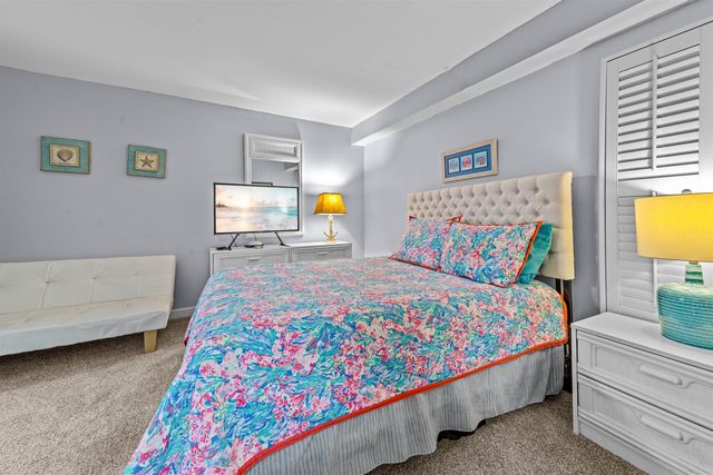 6108 N Ocean Blvd Unit 703, North Myrtle Beach, SC 29582