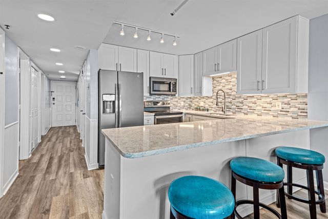 6108 N Ocean Blvd Unit 703, North Myrtle Beach, SC 29582