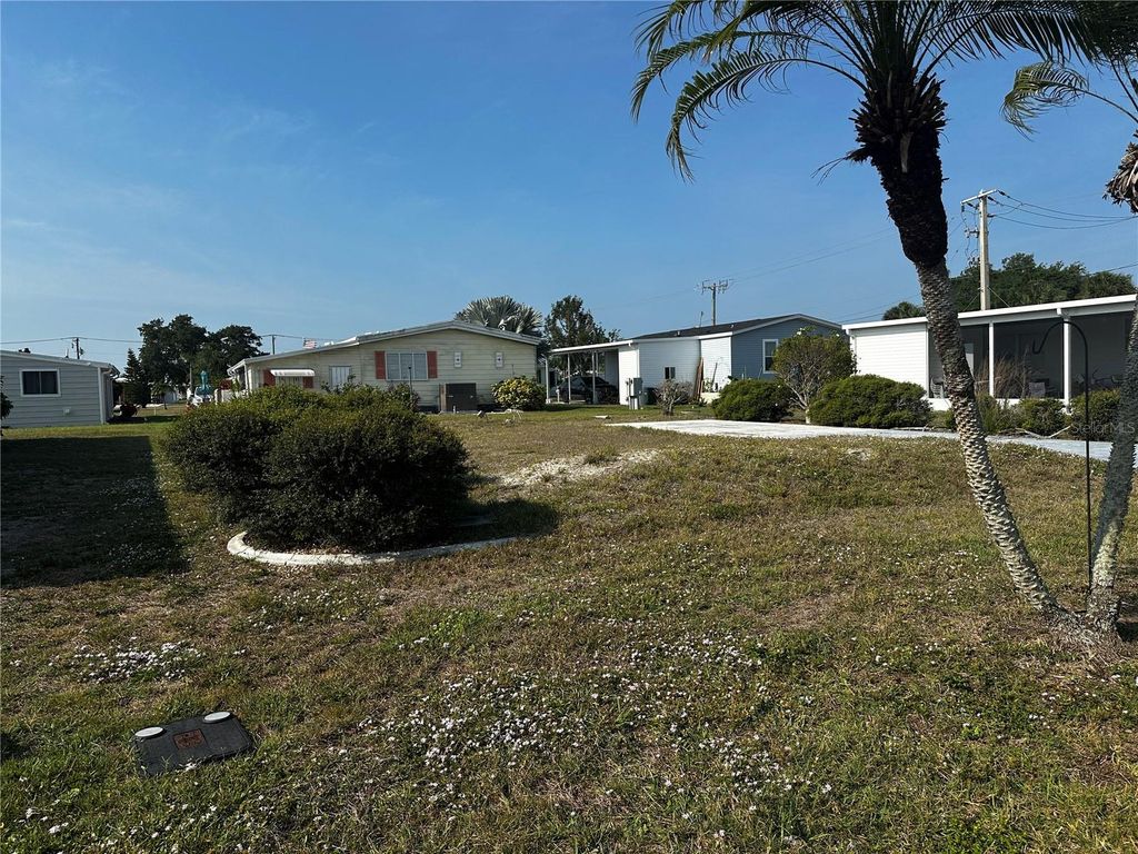 206 SCHOONER STREET, North Port, FL 34287