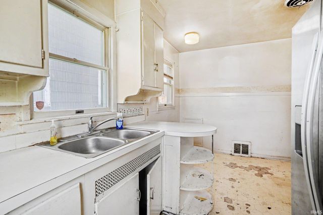 301 Altgeld Street, South Bend, IN 46614