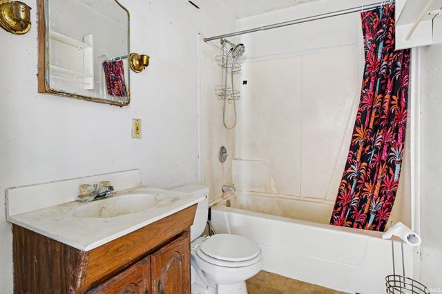 301 Altgeld Street, South Bend, IN 46614