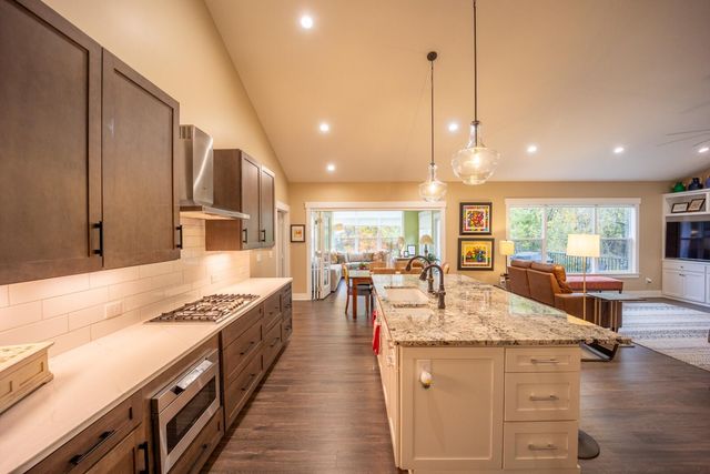 1528 State Route 3, Galena, OH 43021