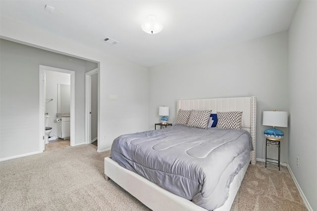 3402 Blue Forest Drive, Arlington, TX 76001