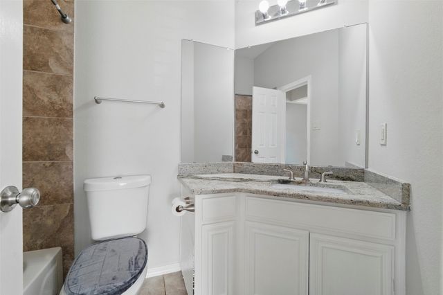 3402 Blue Forest Drive, Arlington, TX 76001