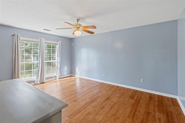 945 Tanglewood Drive, Lake Charles, LA 70611