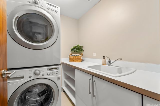1555 Kapiolani Boulevard 900, Honolulu, HI 96814