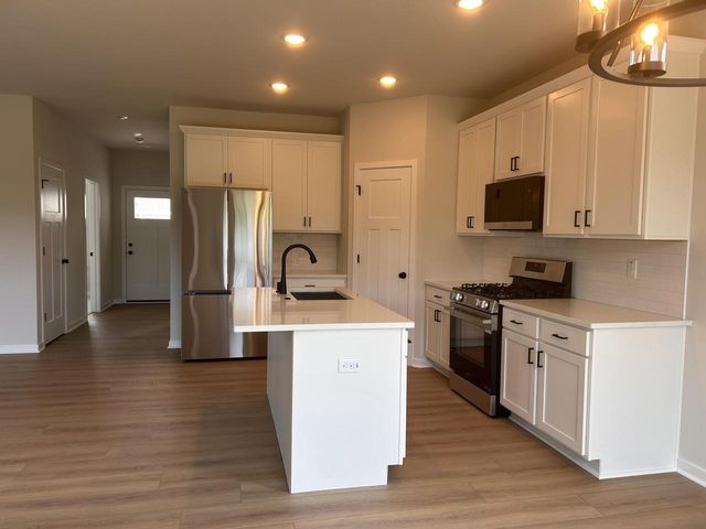 9569 S Sophia COURT, Franklin, WI 53132