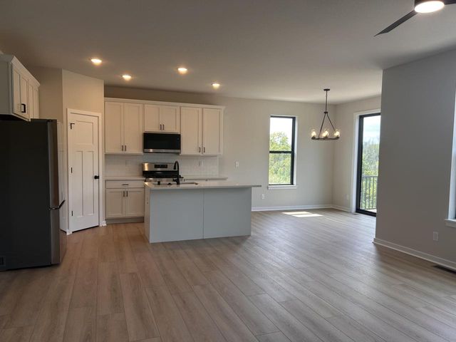 9569 S Sophia COURT, Franklin, WI 53132