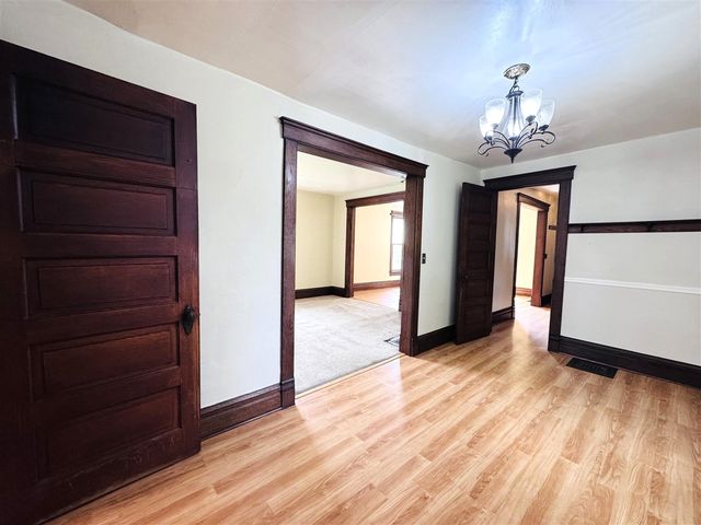 37 N Lincoln Avenue, Niles, MI 49120