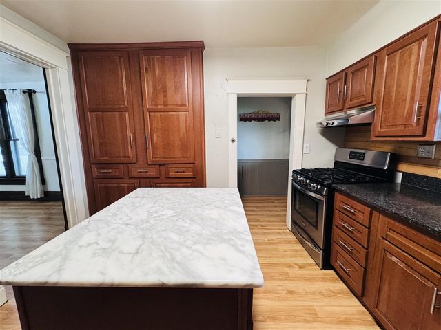 37 N Lincoln Avenue, Niles, MI 49120