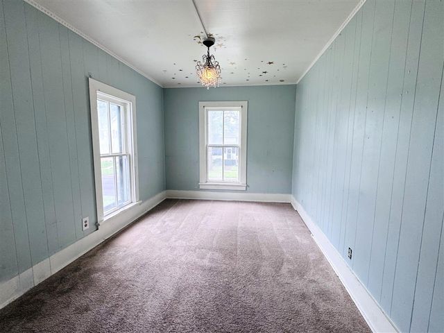 37 N Lincoln Avenue, Niles, MI 49120