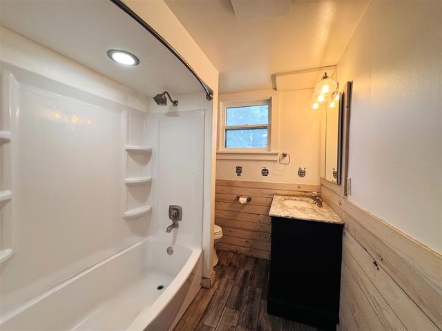 37 N Lincoln Avenue, Niles, MI 49120