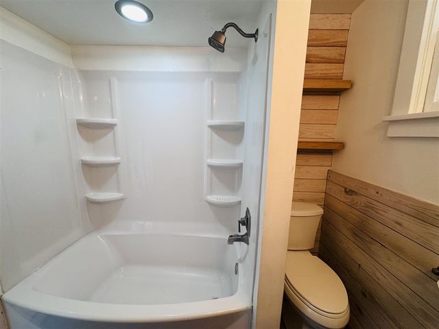 37 N Lincoln Avenue, Niles, MI 49120