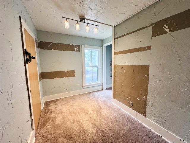 37 N Lincoln Avenue, Niles, MI 49120