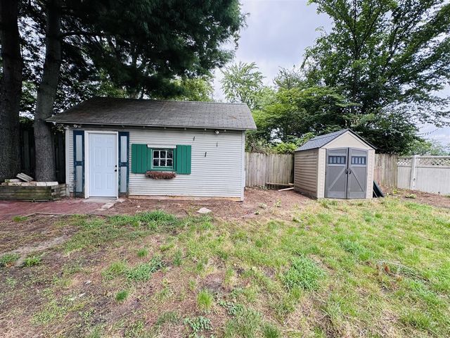 37 N Lincoln Avenue, Niles, MI 49120