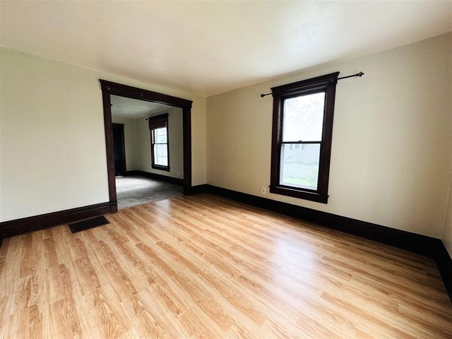 37 N Lincoln Avenue, Niles, MI 49120