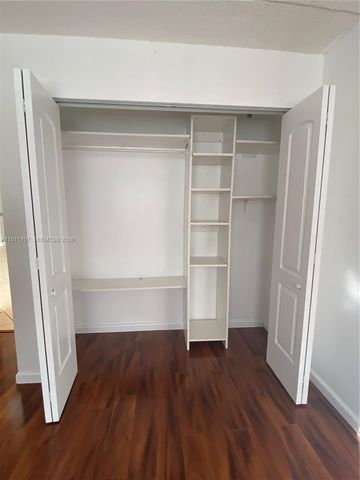 6155 NW 186th St 308, Hialeah, FL 33015