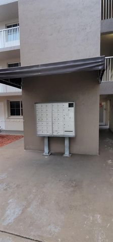 6155 NW 186th St 308, Hialeah, FL 33015