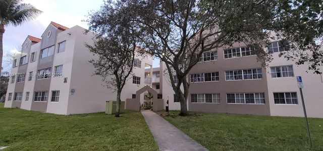 6155 NW 186th St 308, Hialeah, FL 33015