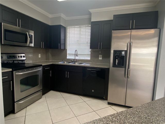 6155 NW 186th St 308, Hialeah, FL 33015