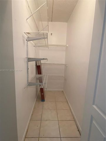 6155 NW 186th St 308, Hialeah, FL 33015