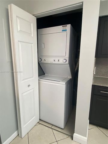 6155 NW 186th St 308, Hialeah, FL 33015