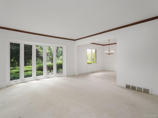 3817 Dalice Drive, West Bloomfield Charter Township, MI 48323