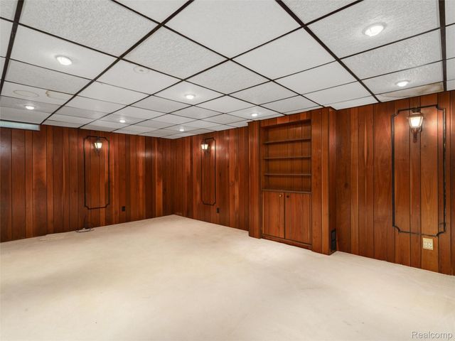 3817 Dalice Drive, West Bloomfield Charter Township, MI 48323