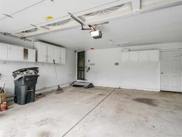 3817 Dalice Drive, West Bloomfield Charter Township, MI 48323
