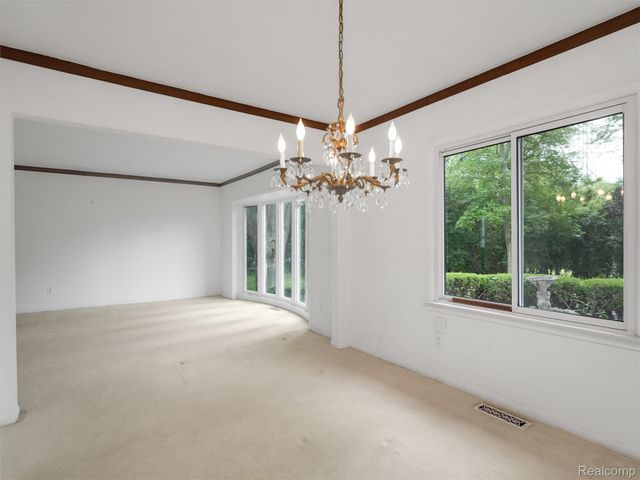 3817 Dalice Drive, West Bloomfield Charter Township, MI 48323