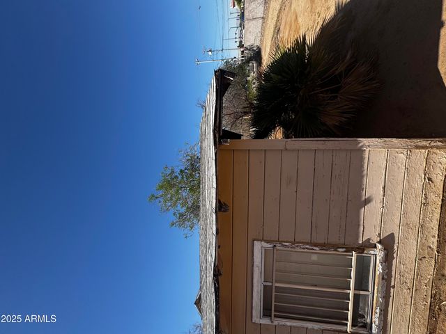 607 S 1ST Street, Avondale, AZ 85323