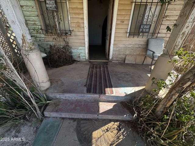 607 S 1ST Street, Avondale, AZ 85323