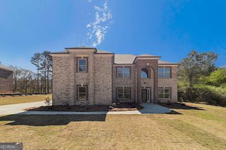 1689 W Hightower Trail, Conyers, GA 30012