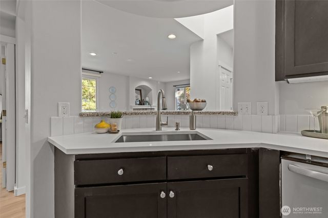 1416 Huckleberry Circle, Issaquah, WA 98029